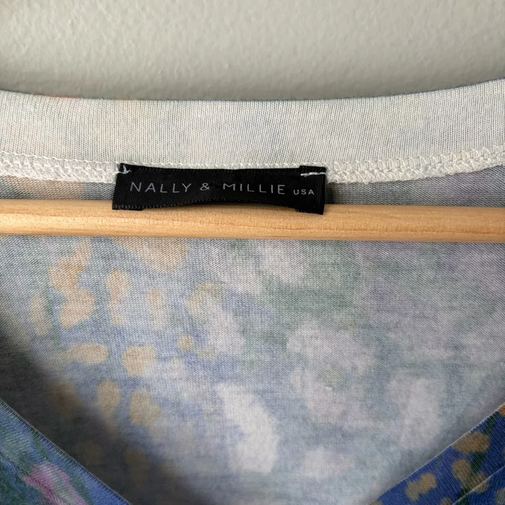 Nally & Millie‎ Womens Small Multi Color Animal Print Abstract Long Sleeve Shirt - Picture 2 of 10